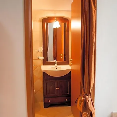 Bed & Breakfast Del Borgo Laino Borgo